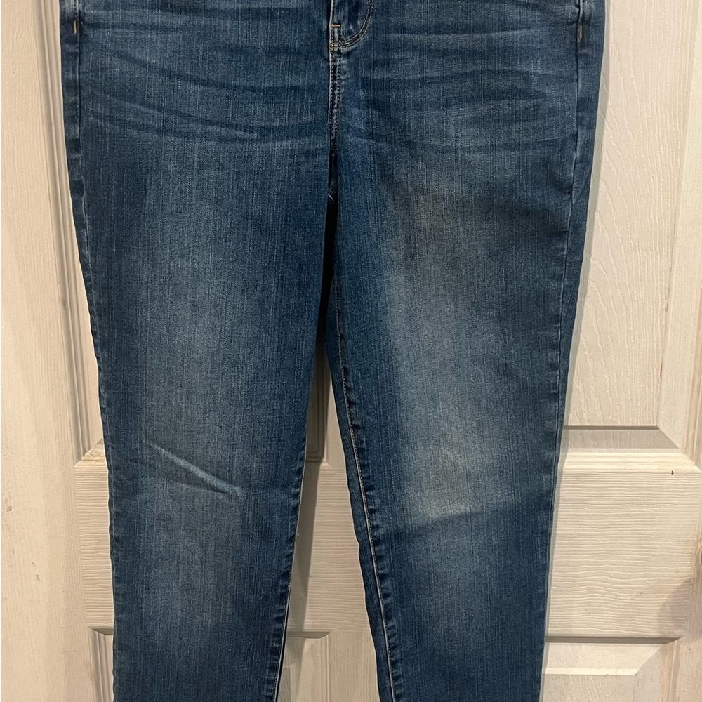 American Eagle Outfitters High Rise Blue Jeans